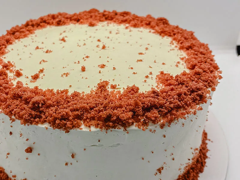Tarta red velvet de LaMaruja Bakery, ejemplo real de una marca construida desde cero con Terral Digital